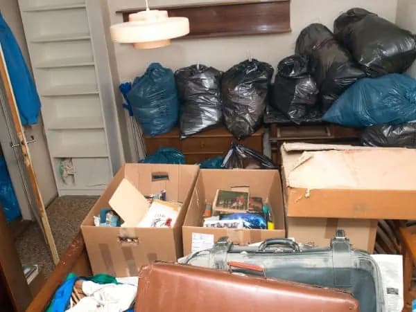 Charleroi: sortering van archieven en ultravertrouwelijke gegevens